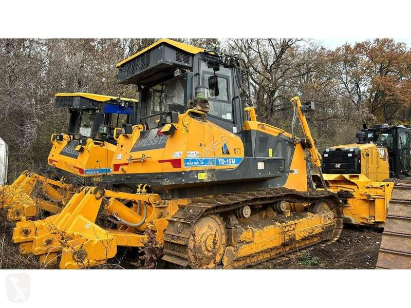 Bulldozer Dressta TD-15M SERIES2