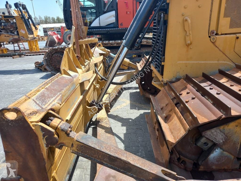 Bulldozer Caterpillar D6R (Abu Dhabi)