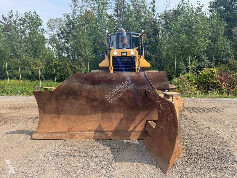 بلدوزر Caterpillar D6N