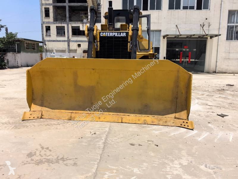 Bulldozer Caterpillar