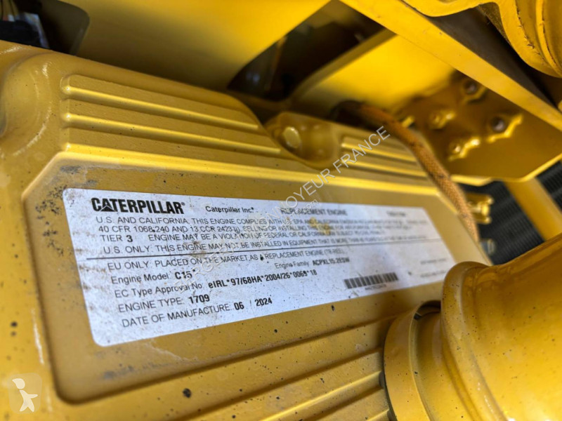 Бульдозер Caterpillar