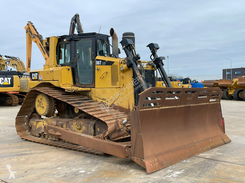 Buldozer Caterpillar D6T
