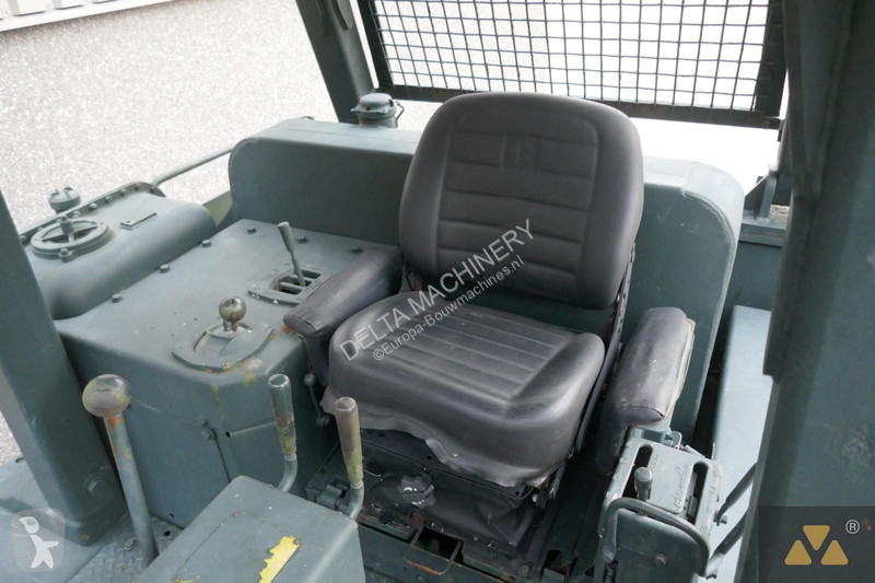Buldozér Caterpillar Ex-army