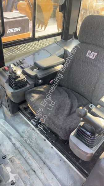 Buldozér Caterpillar D5k  diesel compact...