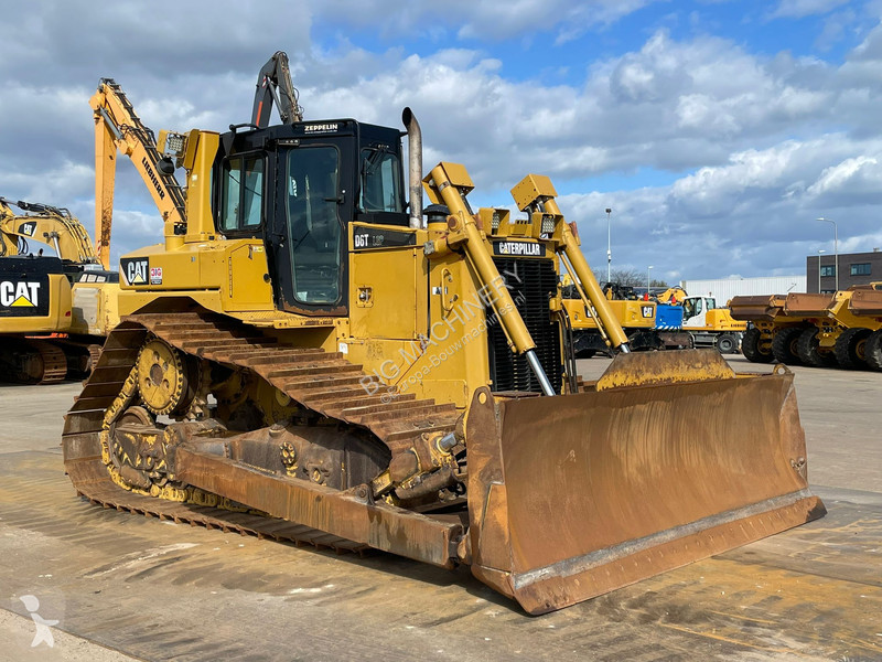 Bulldozer Caterpillar