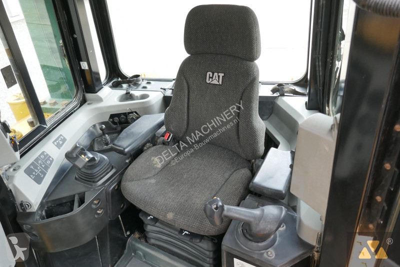 Buldozer Caterpillar D6T