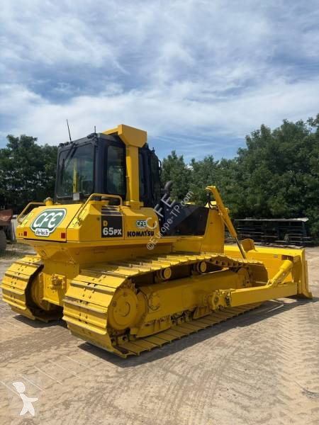 بلدوزر Komatsu