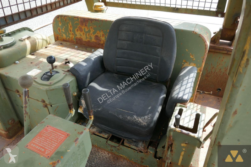 Buldozér Caterpillar Ex-army
