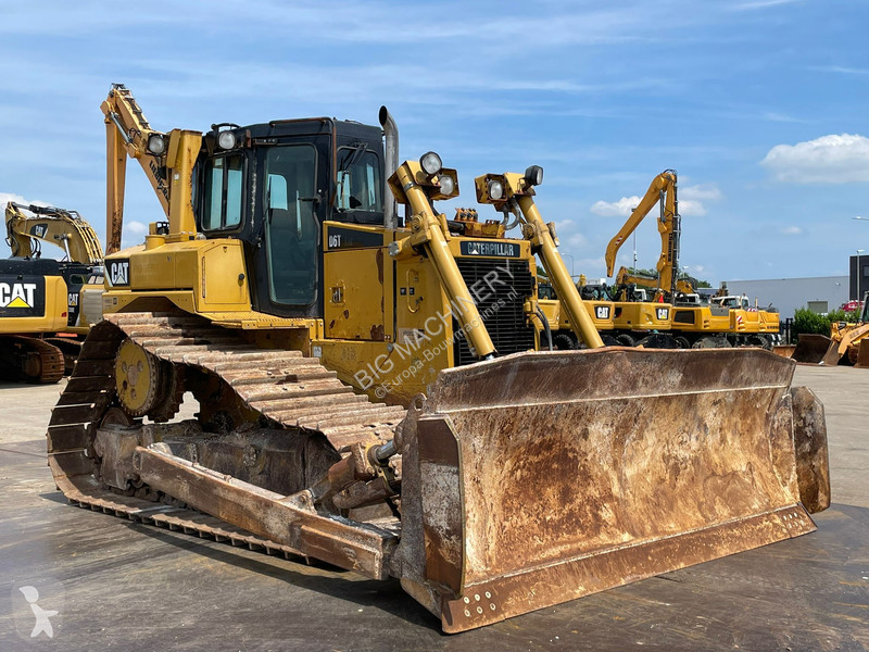 Buldozer Caterpillar D6T