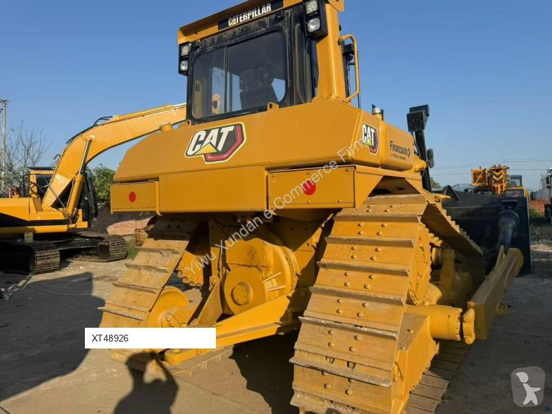 بلدوزر Caterpillar D8R
