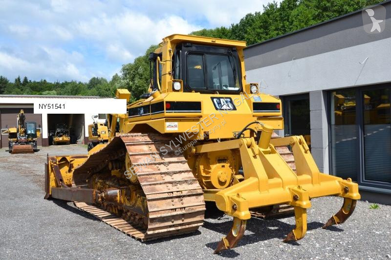 Buldozér Caterpillar D6R