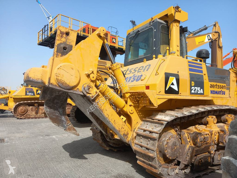 Buldozér Komatsu D275A-5R (EXW - Abu Dhabi)