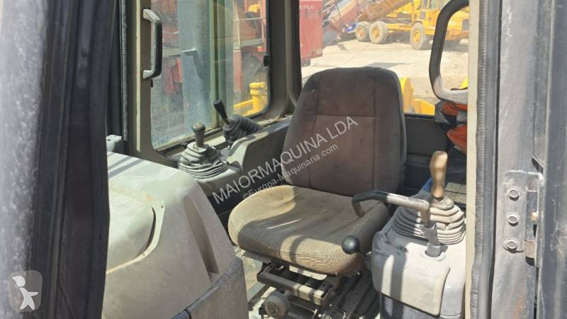 Buldozér Komatsu
