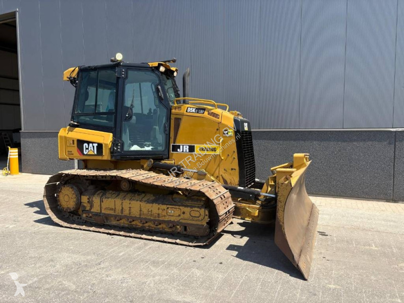 بلدوزر Caterpillar LGP