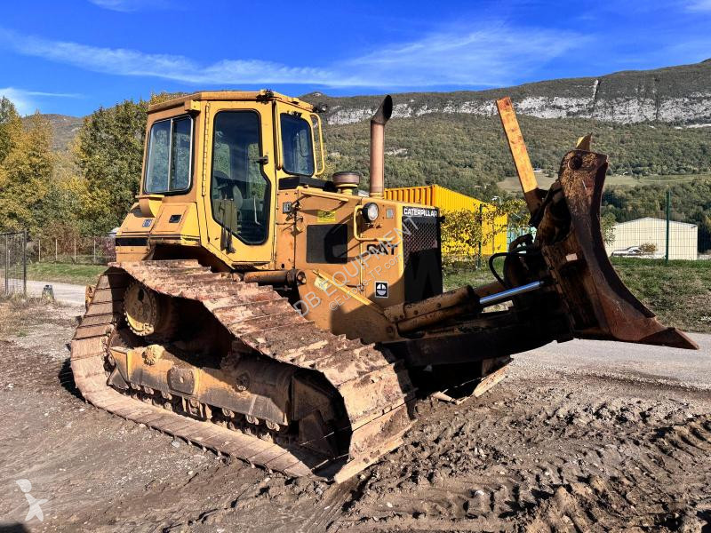 Булдозер Caterpillar Bulldozer sur chenilles