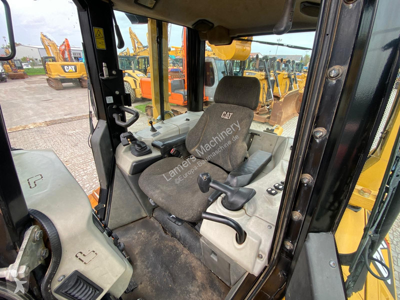 Bulldozer Caterpillar D6N