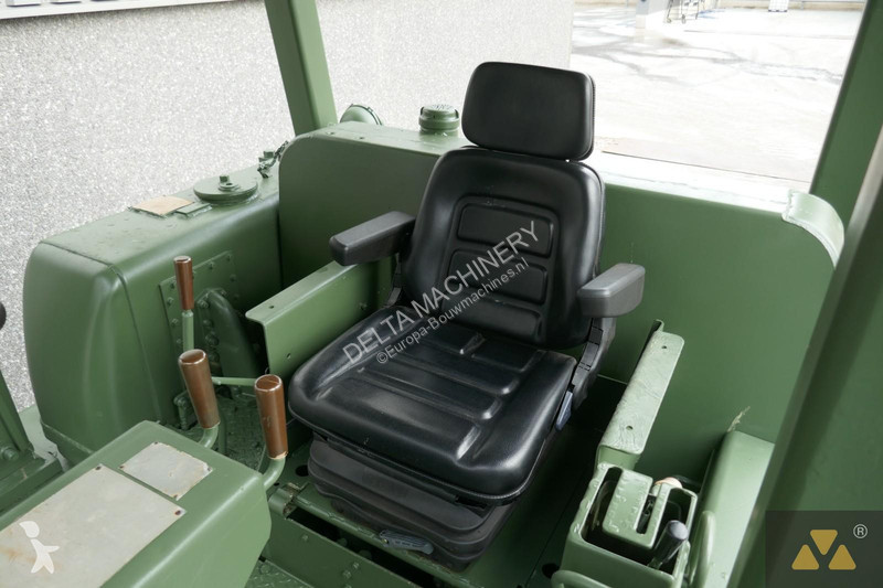 Bulldozer Caterpillar Ex-army