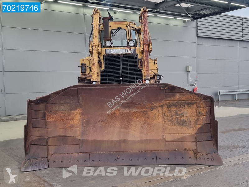 بلدوزر Caterpillar D8 N