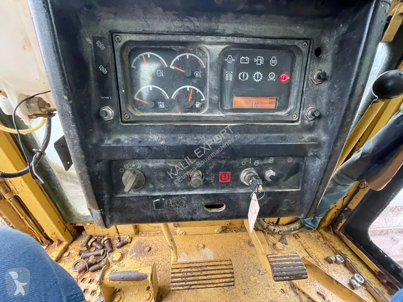 Bulldozer Caterpillar D6M Dozer With Ripper...