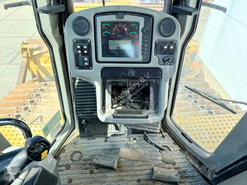 Bulldozer Caterpillar D6T LGP - Swamp Tracks /...