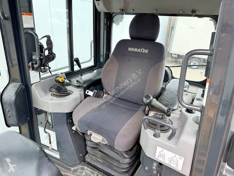 بلدوزر Komatsu -24 - Ripper Valve / Camera / Airco