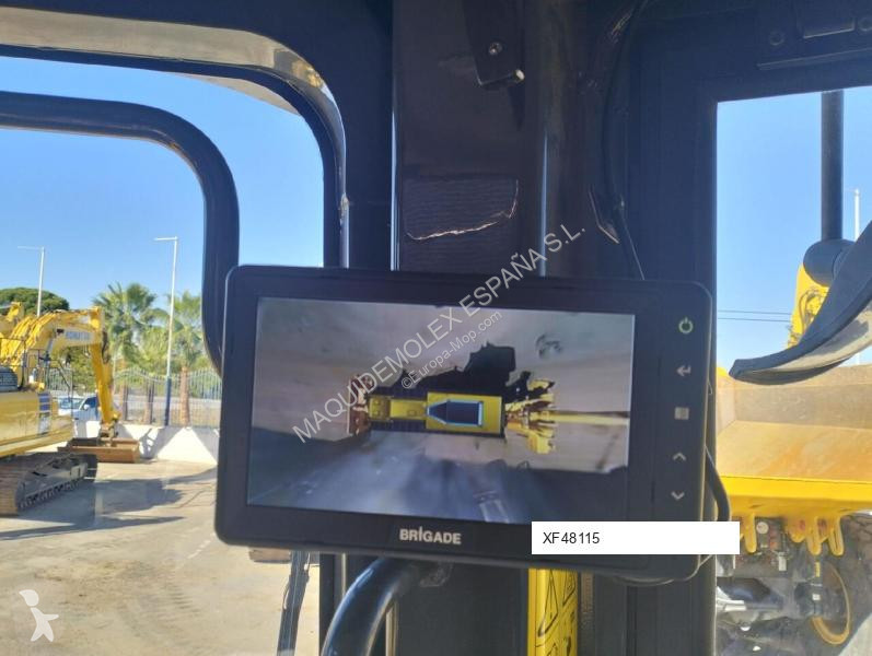 بلدوزر Komatsu 24EO(5061)