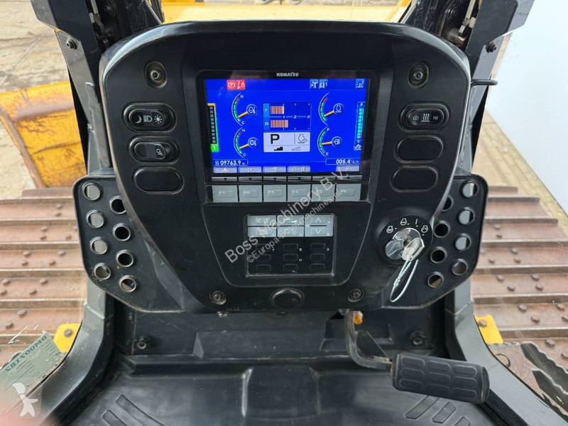 Бульдозер Komatsu 24 - 6-Way Blade / Ripper...