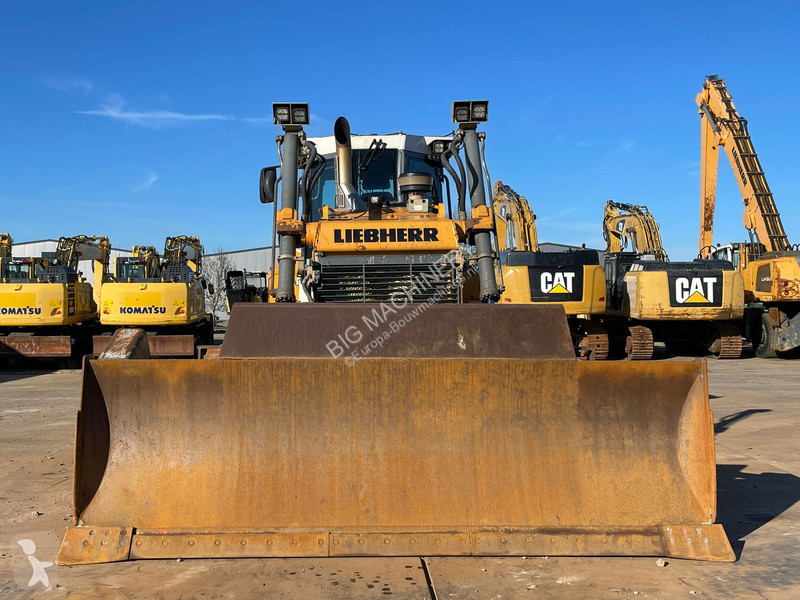 بلدوزر Liebherr 736LGP