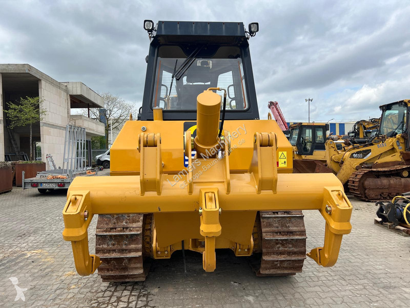 Buldozer SEM 816D .