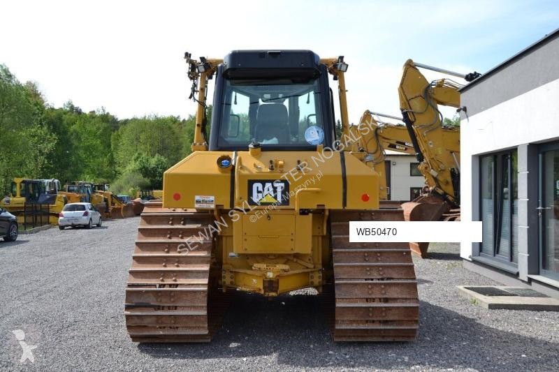 بلدوزر Caterpillar D6N