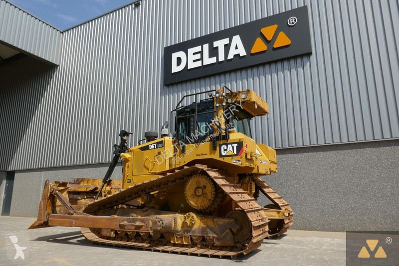 Buldozer Caterpillar D6T