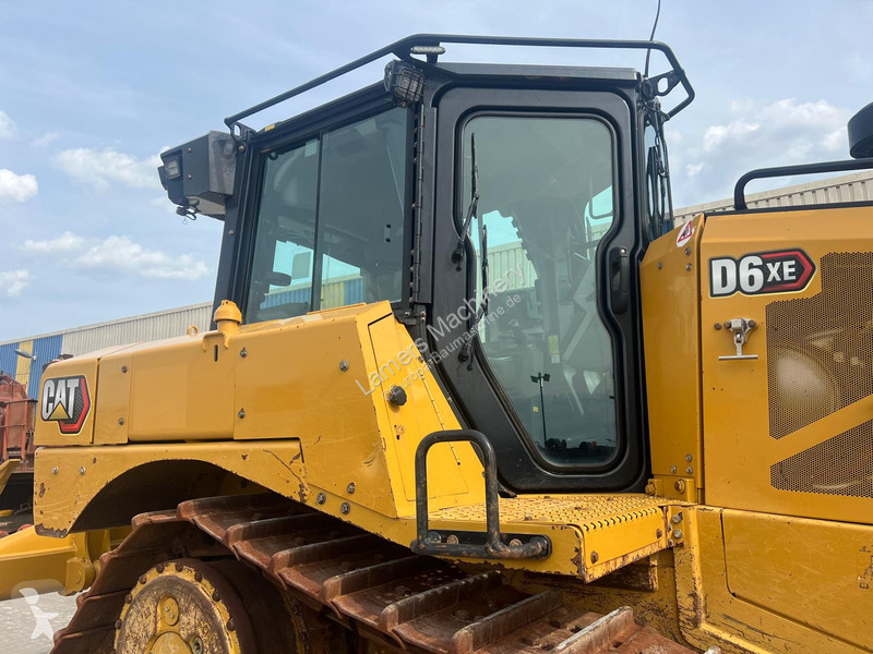 بلدوزر Caterpillar D6 XL next generation .