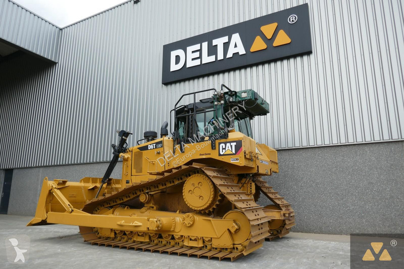 Buldozer Caterpillar D6T