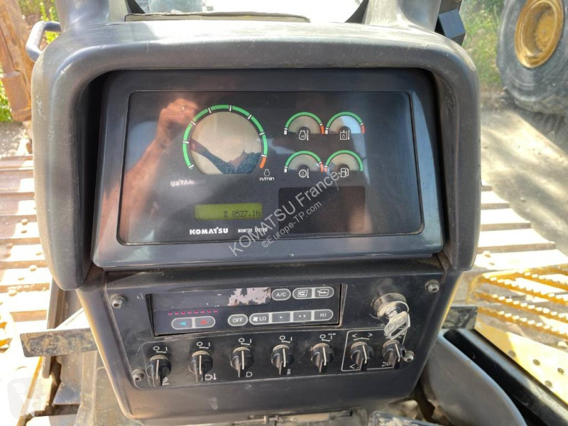 بلدوزر Komatsu PX15 E0