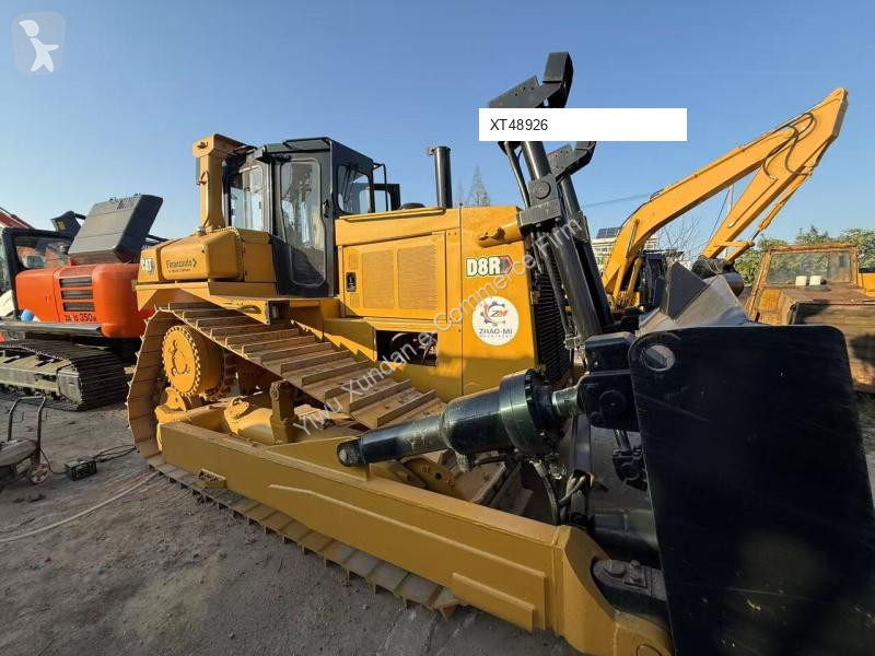 بلدوزر Caterpillar D8R