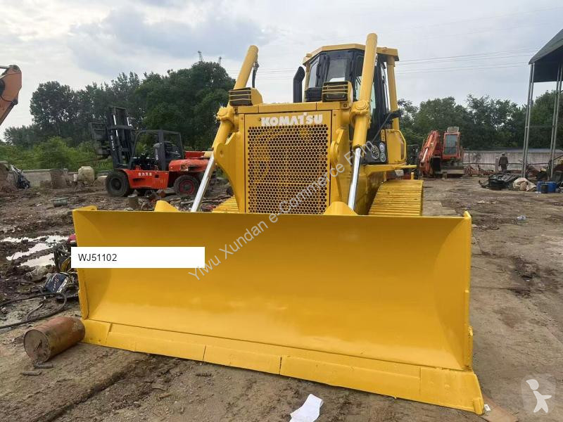 Spycharka Komatsu X