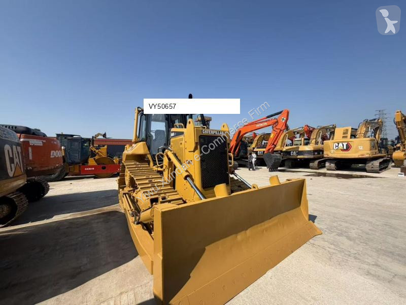 بلدوزر Caterpillar D6N