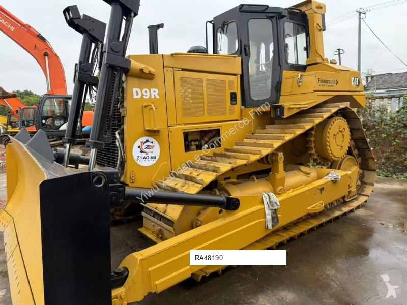 Buldozér Caterpillar D9R