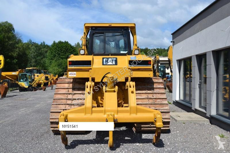 Buldozér Caterpillar D6R