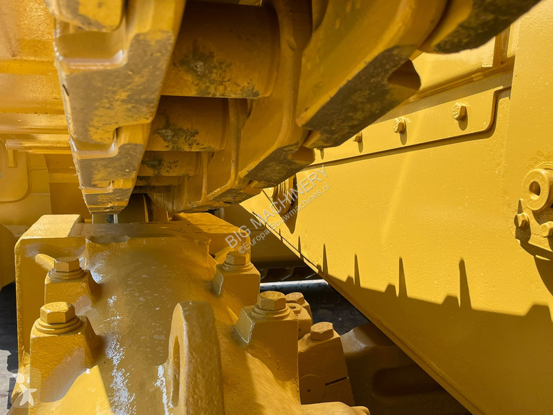 بلدوزر Caterpillar - CE / EPA