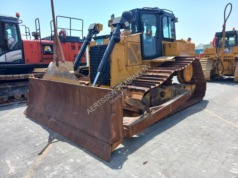 Bulldozer Caterpillar D6R (Abu Dhabi)
