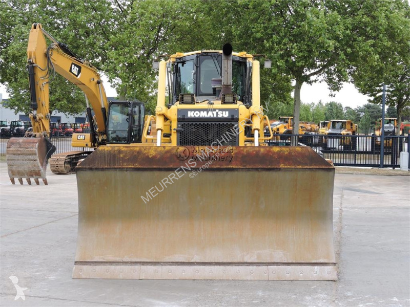 Buldozér Komatsu D65 PX ripper available