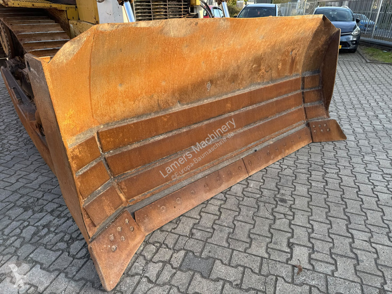 Булдозер Caterpillar .