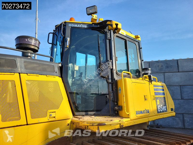 بلدوزر Komatsu D65 -18