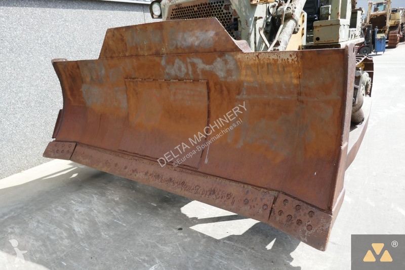 بلدوزر Caterpillar Ex-army