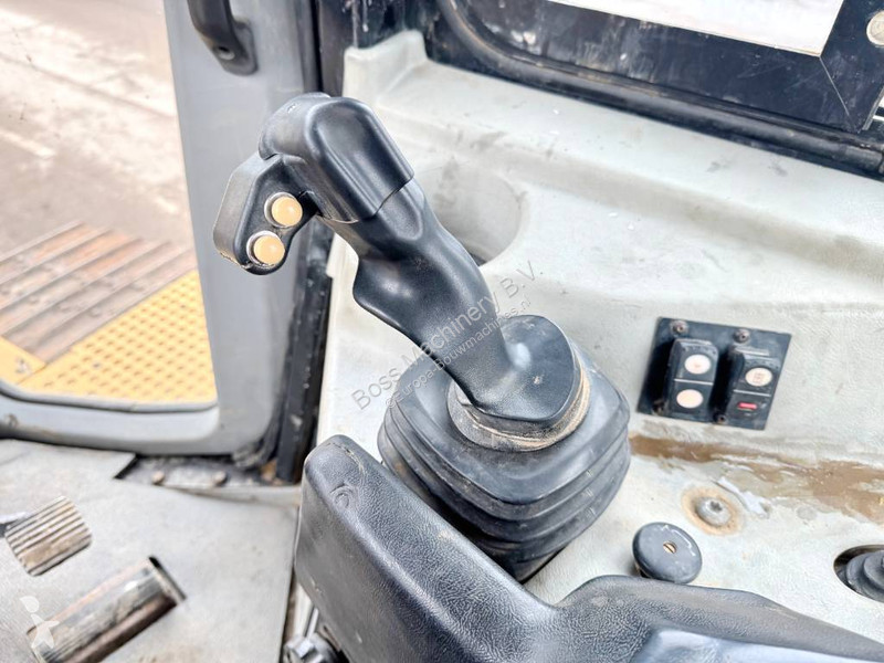 Bulldozer Caterpillar - Ripper / EPA Certified