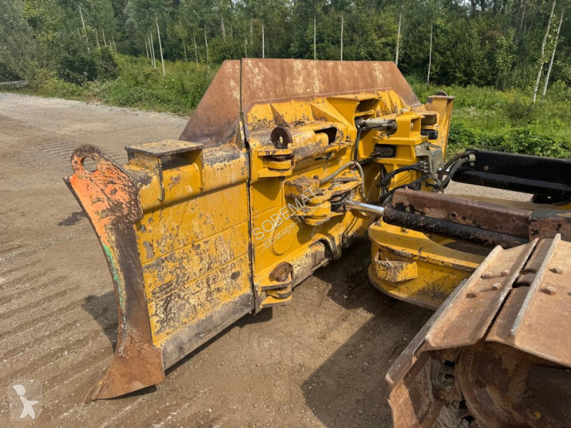 بلدوزر Caterpillar D6N