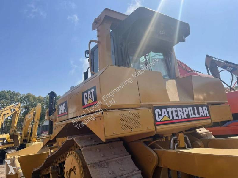 Бульдозер Caterpillar