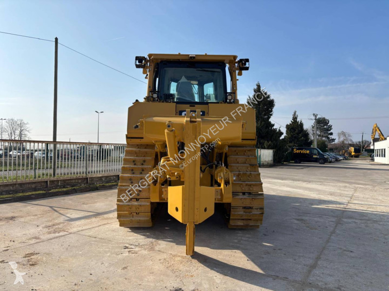Бульдозер Caterpillar
