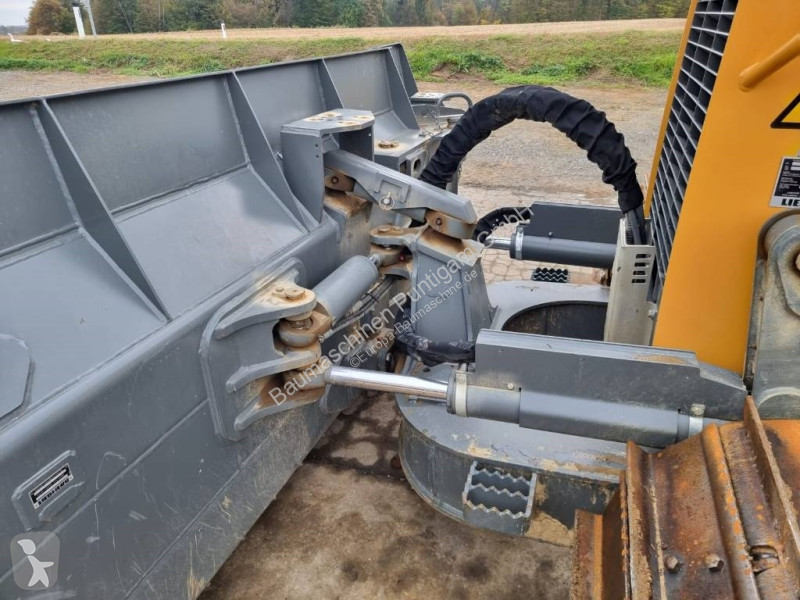بلدوزر Liebherr PR 716 05 LGP